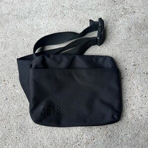 beis belt bag